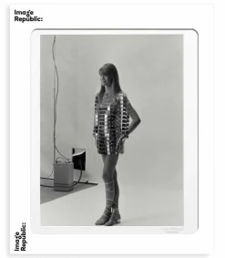 Affiche Francoise Hardy Robe Paco Rabanne 40 X 50 Cm Affiches & Tableaux
