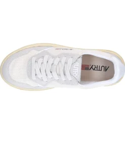 Outlet Baskets Medalist Low Velours Cotele Ivoire Femme Baskets