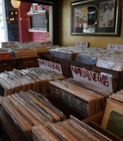 Bougie #4 The Vinyl Store 190G Bougies Parfumées