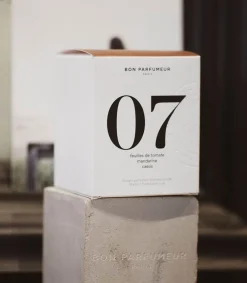 New Bougie Parfumee 07 Feuilles De Tomate, Mandarine Et Cassis Bougies Parfumées