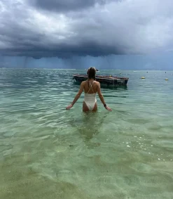 Outlet Maillot De Bain Une Piece Madison Off White Femme Maillots De Bain