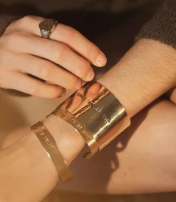 Best Manchette Gravee Jane De Boy. Dance. Enjoy Femme Manchettes