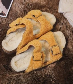 Online Sandales Shearling Camel/Champagne Femme Sandales & Tongs